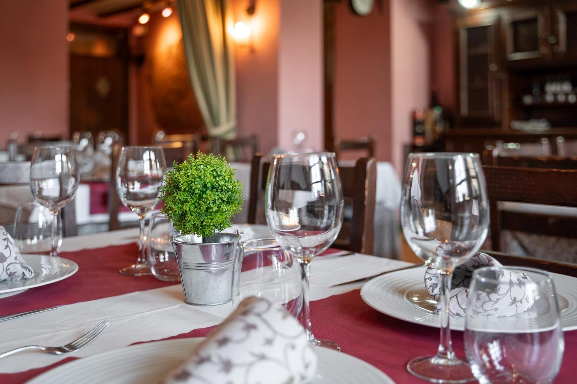 Hotel - Restaurante Prado Del Navazo Albarracín Εξωτερικό φωτογραφία